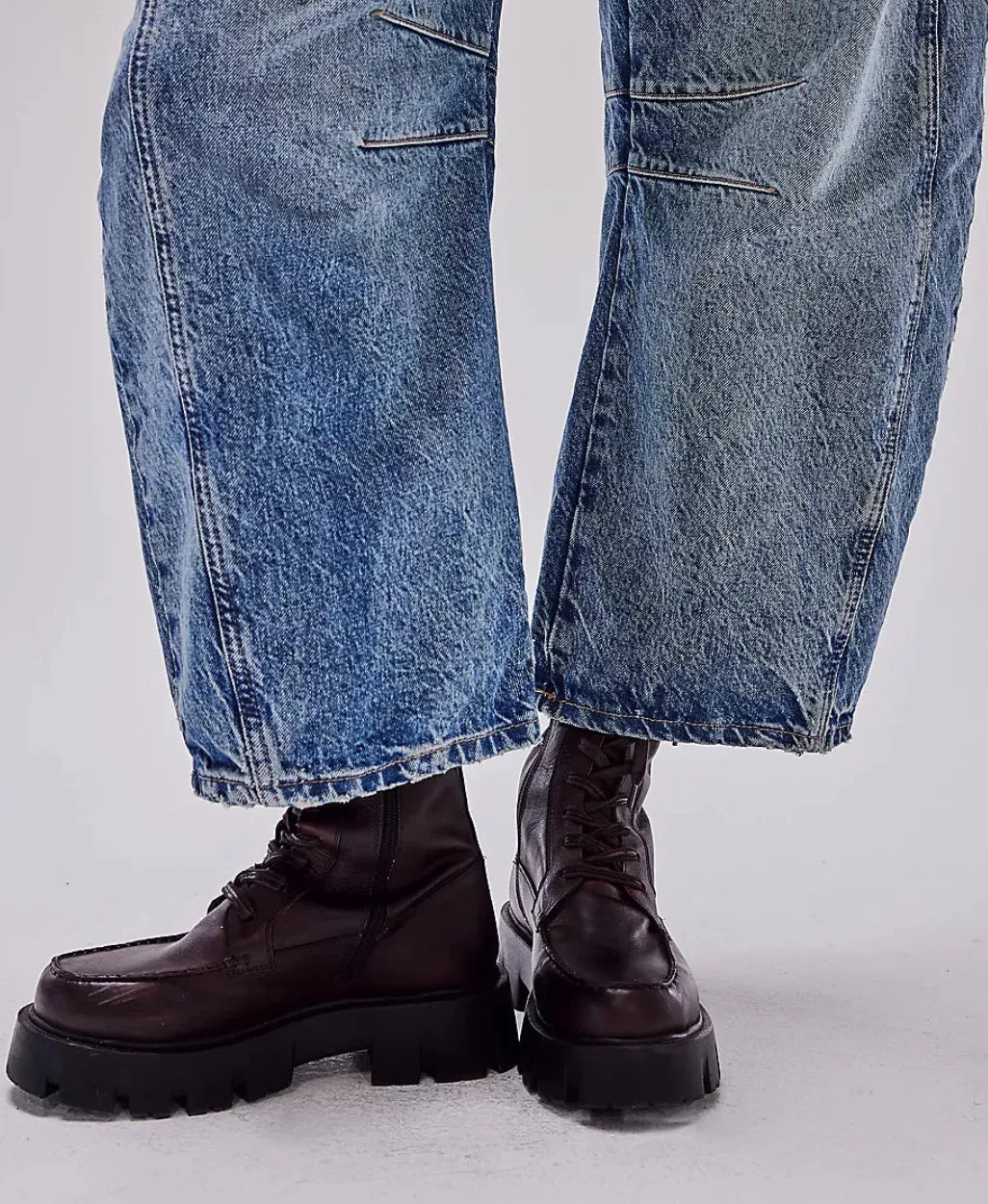 Good Luck mid rise barrel jean