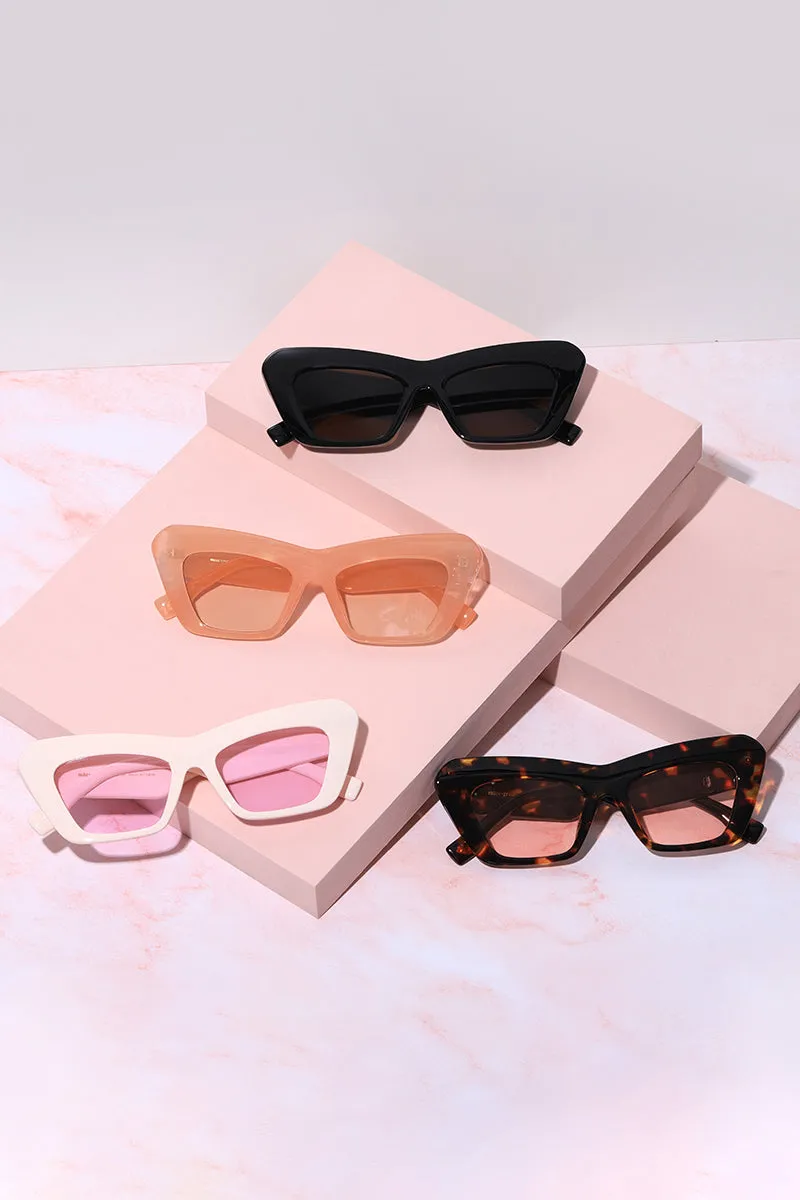 Playa Cat Eye Frame Sunglasses