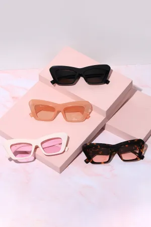 Playa Cat Eye Frame Sunglasses