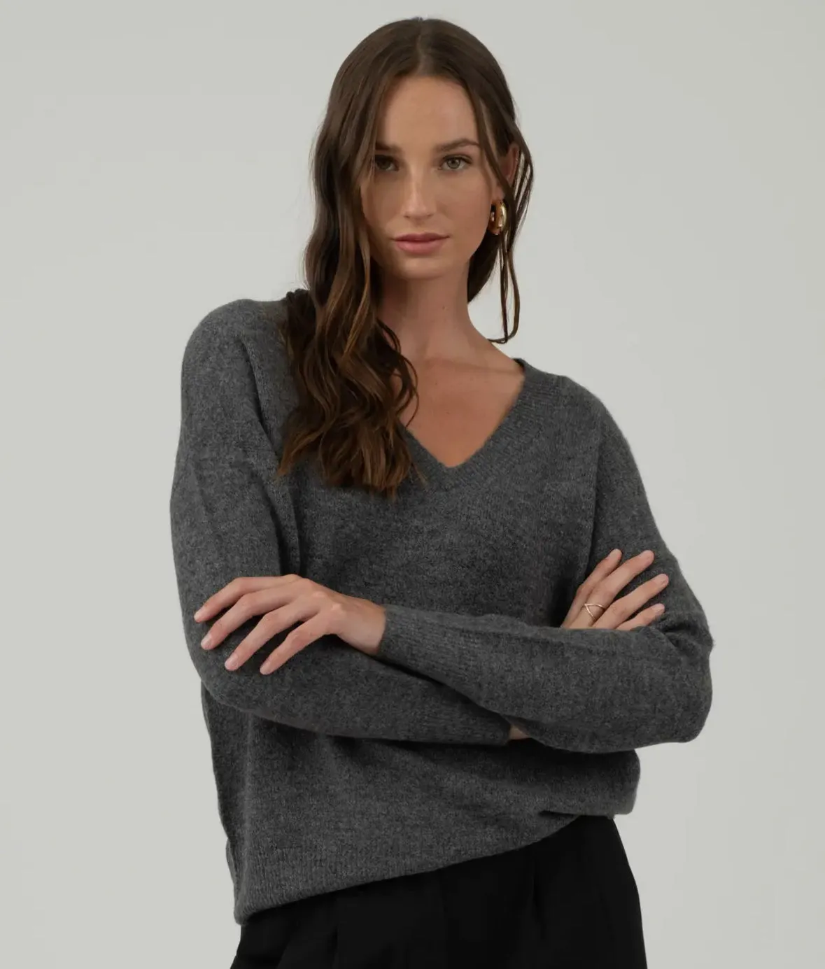 Solid v neck drop knit sweater